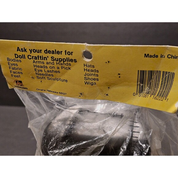 Mangelsen's Doll Craftin' Lot: Hobo Clown Head, 2 Pairs White Hands, Black Boots - Picture 13 of 14